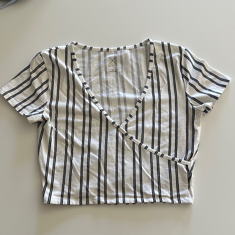 Striped V-Neck Criss cross  Top